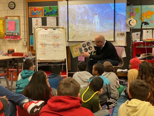 cPort President and CEO reads to students at Riverton Elementary School.
