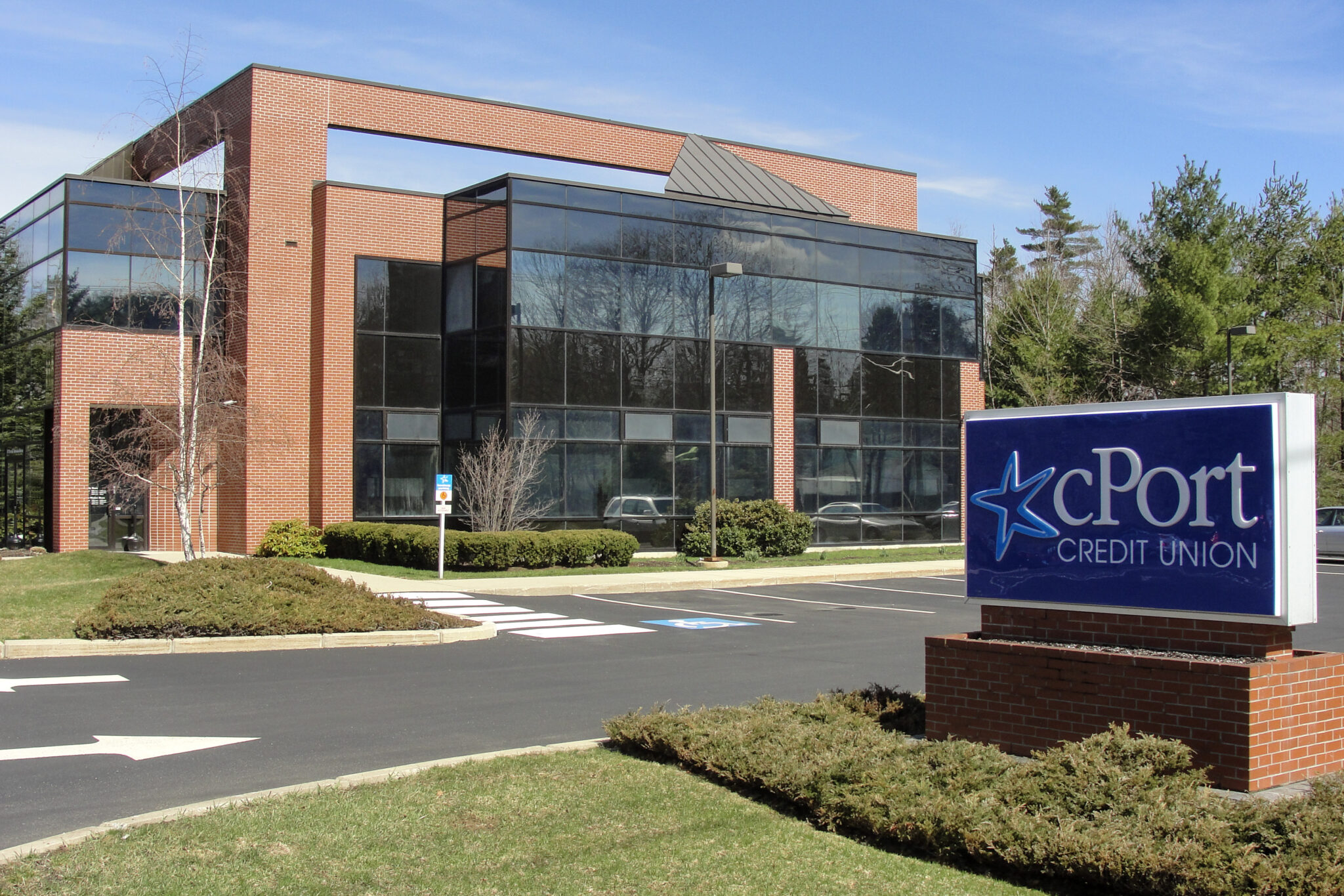 Photo of cPort Credit Union in Portland. This is our Riverside branch and main office location.